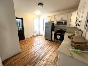 138 K St, Unit 1 in Boston, MA - Building Photo - Building Photo