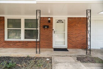 6418 Onyx Dr N in Fort Worth, TX - Foto de edificio - Building Photo