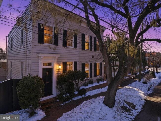 property at 210 Gibbon St