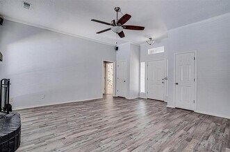 1109 Shady Hill Ln in Burleson, TX - Building Photo - Building Photo