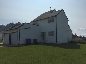 8925 89a St in Fort St John, BC - Building Photo - Building Photo