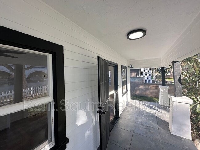 821 N San Gabriel Ave in Azusa, CA - Building Photo - Building Photo