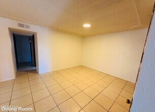 10555 Kinross Ave in El Paso, TX - Building Photo - Building Photo