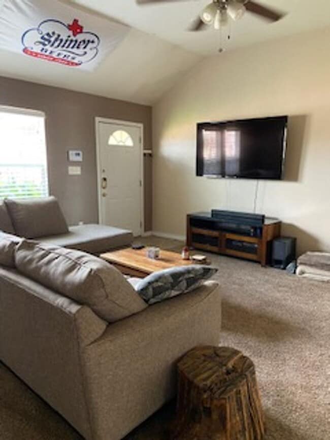 726 Chanticleers Ln in Abilene, TX - Foto de edificio - Building Photo