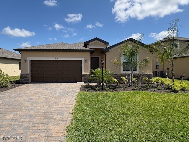 14874 Palamos Cir in Ft. Myers, FL - Building Photo