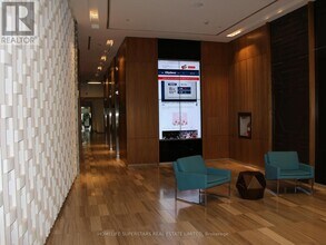 36 Park Lawn Rd in Toronto, ON - Building Photo - Building Photo