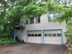 2995 NW Glenridge Dr in Corvallis, OR - Building Photo