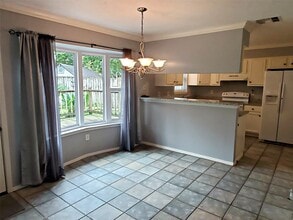 11210 Monique Dr in Houston, TX - Building Photo - Building Photo