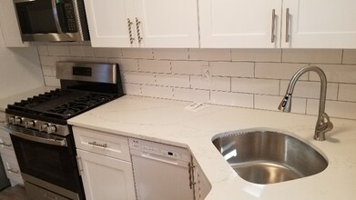5965 Houghton St in Philadelphia, PA - Building Photo - Building Photo