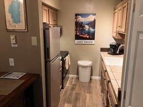 313 Tramway Dr in Stateline, NV - Building Photo - Building Photo