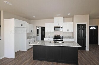 925 E Loop 335 S in Amarillo, TX - Building Photo - Building Photo