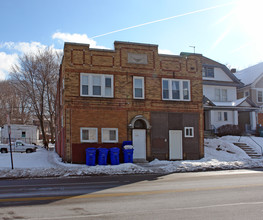 1638 Saint Paul St in Rochester, NY - Building Photo - Building Photo