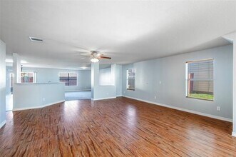 250 Green Meadows Rd in Wilmer, TX - Building Photo - Building Photo