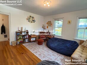 246 Brookline St in Cambridge, MA - Building Photo - Building Photo
