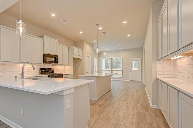 property at 348 Rise Ln