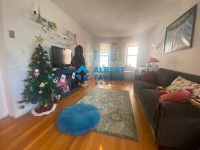 22 Saint Cyprians Pl in Boston, MA - Building Photo - Building Photo