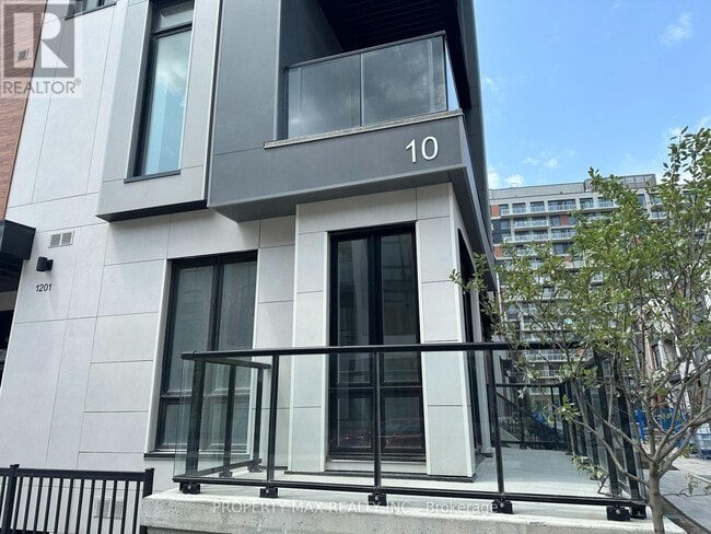 property at 10-1210 David Eyer Rd