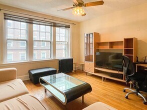 114 Strathmore Rd in Boston, MA - Building Photo - Building Photo