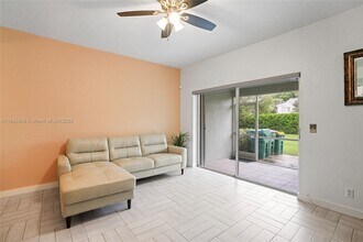 8031 Sanibel Dr in Tamarac, FL - Building Photo - Building Photo