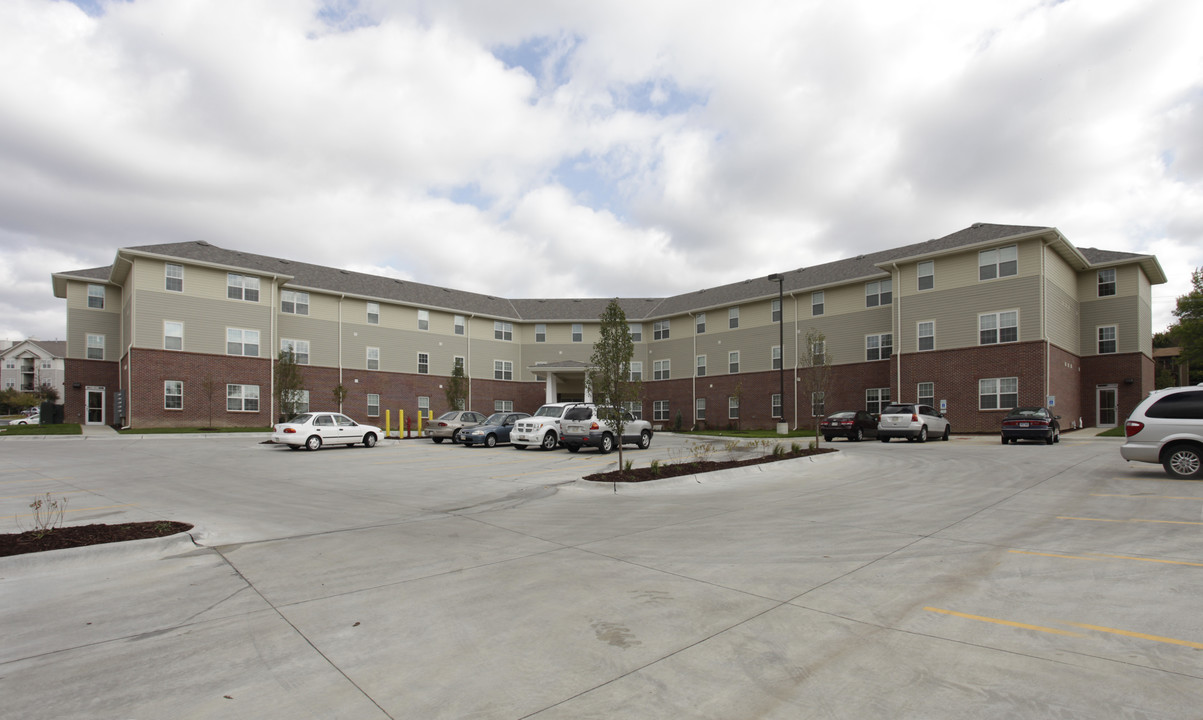 Millard Senior Residences in Omaha, NE - Building Photo