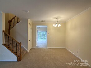 3046 Summerfield Ridge Ln in Matthews, NC - Foto de edificio - Building Photo
