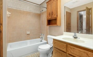 13367 87th Pl N in Maple Grove, MN - Building Photo - Building Photo