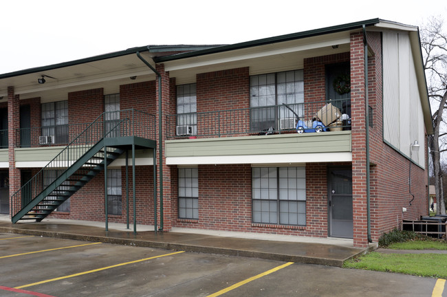 507 N Virginia St in Terrell, TX - Foto de edificio - Building Photo