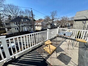 35 Flett Rd in Belmont, MA - Building Photo - Building Photo