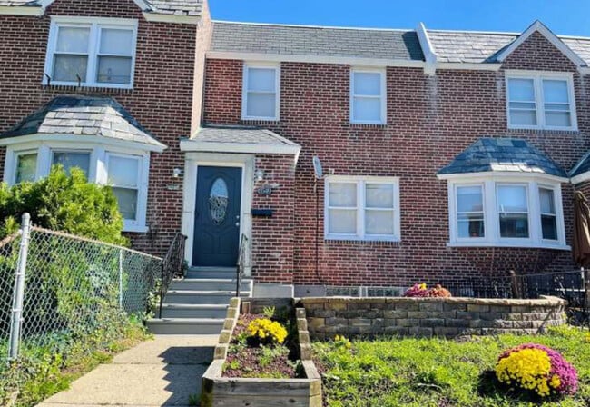 property at 6549 N Gratz St