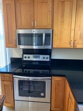 2349 Palolo Ave in Honolulu, HI - Building Photo - Building Photo