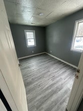 330 Potomac Ave, Unit 321 in Buffalo, NY - Foto de edificio - Building Photo