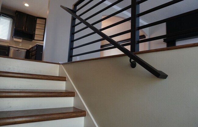 6301 Sternwood Dr in Taylorsville, UT - Building Photo - Building Photo
