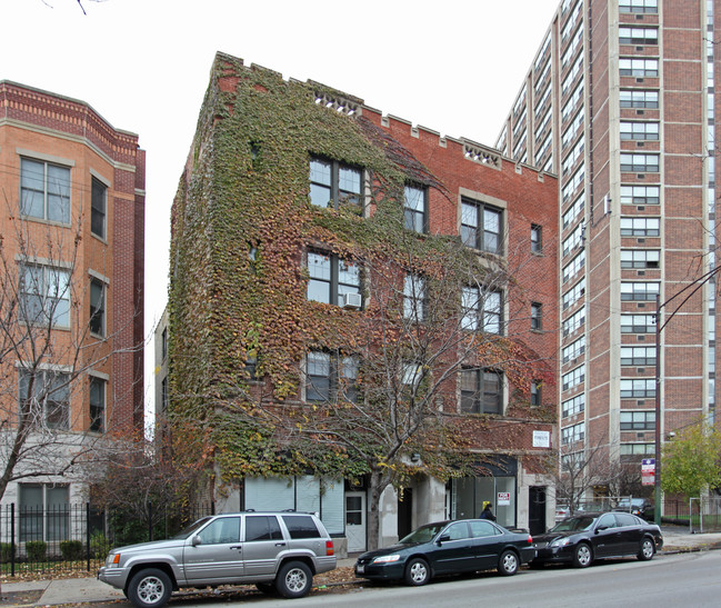 4234-4238 N Broadway St in Chicago, IL - Foto de edificio - Building Photo