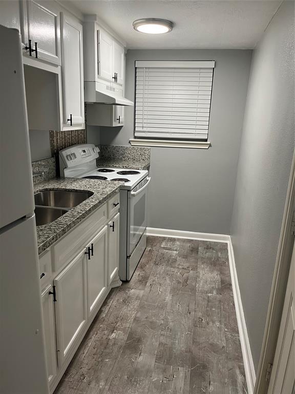2721 Virginia St in Baytown, TX - Building Photo - Building Photo