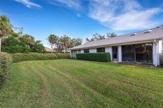 5535 Hampstead Heath in Sarasota, FL - Building Photo - Building Photo