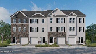 293 Mantoloking Dr in Jackson Township, NJ - Building Photo
