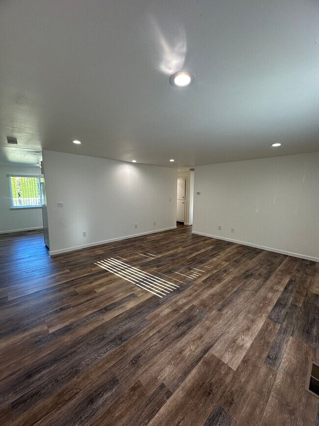 9021 128th St E in South Hill, WA - Building Photo - Building Photo