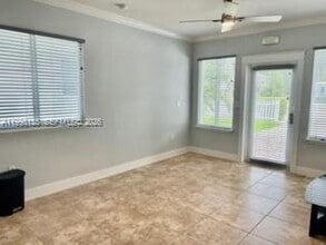 4 Transylvania Ave in Key Largo, FL - Building Photo - Building Photo