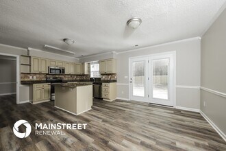 4406 Garden Club St in High Point, NC - Building Photo - Building Photo