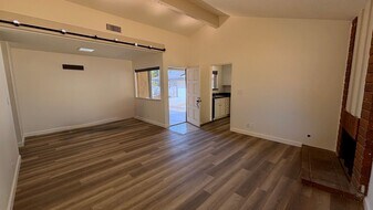 12534 Cay St in Tustin, CA - Building Photo