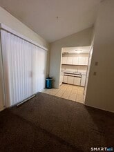 131 Burgundy Hill Ln in Middletown, CT - Building Photo - Building Photo