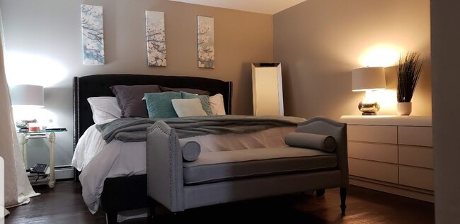 property at 10 Buckingham Mews