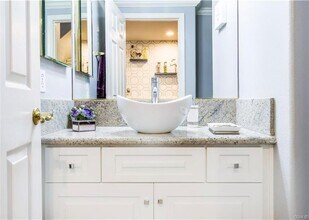 24588 Ebelden Ave in Santa Clarita, CA - Building Photo - Building Photo