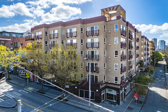 Plaza del Sol Condominiums in Seattle, WA - Building Photo - Primary Photo