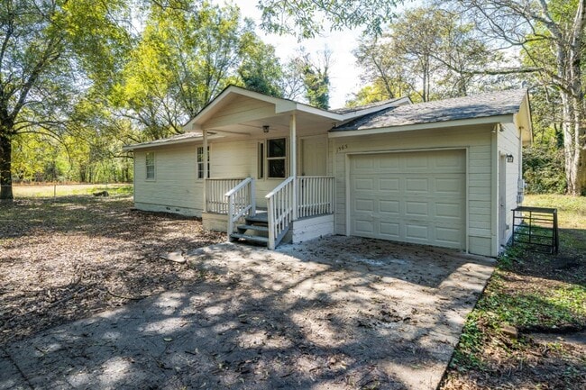 1565 Miles St in Birmingham, AL - Building Photo - Building Photo