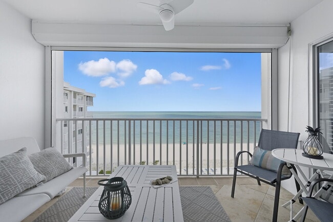 3443 Gulf Shore Blvd N