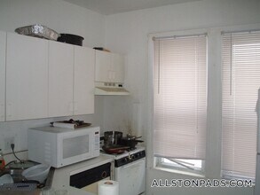 530 Cambridge St, Unit 2 in Boston, MA - Building Photo - Building Photo