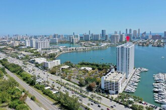 17301 Biscayne Blvd, Unit #1404 in Aventura, FL - Building Photo - Building Photo