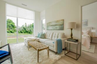 1235 Marlborough Court in Oakville, ON - Building Photo - Building Photo