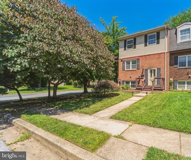 property at 64 Pickersgill Square